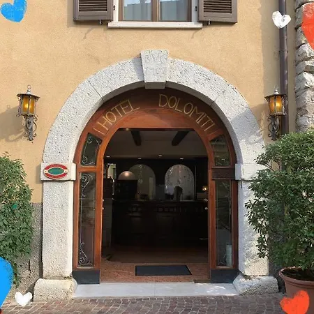 Dolomiti ホテル 3*