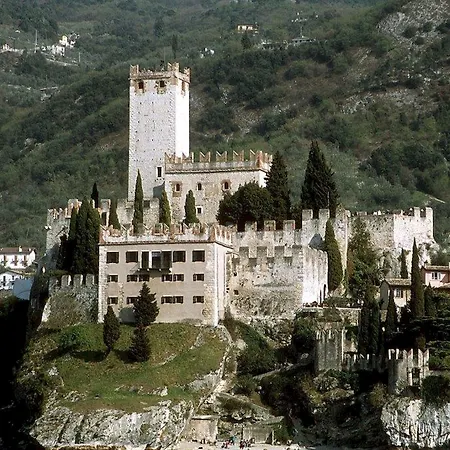 Dolomiti ホテル